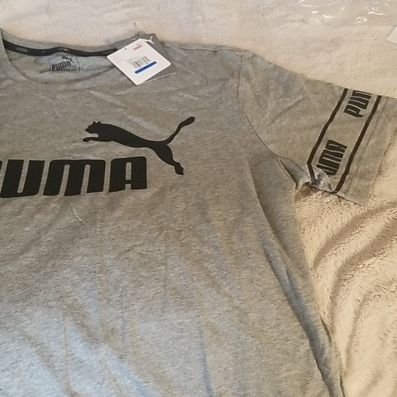 T Shirt - Picture 2 of 6